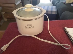 White Rival Crock Pot 1.5qt. Model #3215 Slow Cooker - Picture 1 of 5