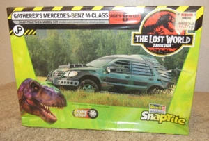 1997 Jurassic Park The Lost World Mercedea-Benz M-Class Revell Snaptite Model - Picture 1 of 6