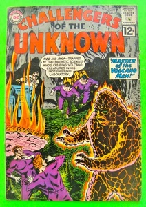 Cómic Challengers of the Unknown #27 1962 12 centavos Volcano Men en muy buena condición más o menos - Imagen 1 de 7