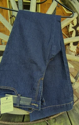 Pantalones de mezclilla para mujer 10P Petite Daisy Fuentes nuevos con etiquetas - 31" de largo - corte bota - precio de venta sugerido por el fabricante 44 USD Foto 1 de 4