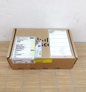 NEW Cisco PWR-C6-600WAC 600W AC Config 6 Power Supply for C9200-24P NEU Sealed - Bild 1 von 1
