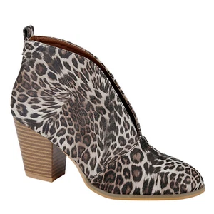 New Women Leopard Print Size 11 Slip On Block Heel Western Ankle Boots - Picture 1 of 1