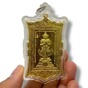 Colgante gigante Wessuwan dios chapado en oro impermeable talismán Buda tailandés amuleto - Imagen 1 de 3