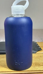 bkr 1L /32 oz Glass Water bottle and Blue Silicone sleeve - Picture 1 of 6