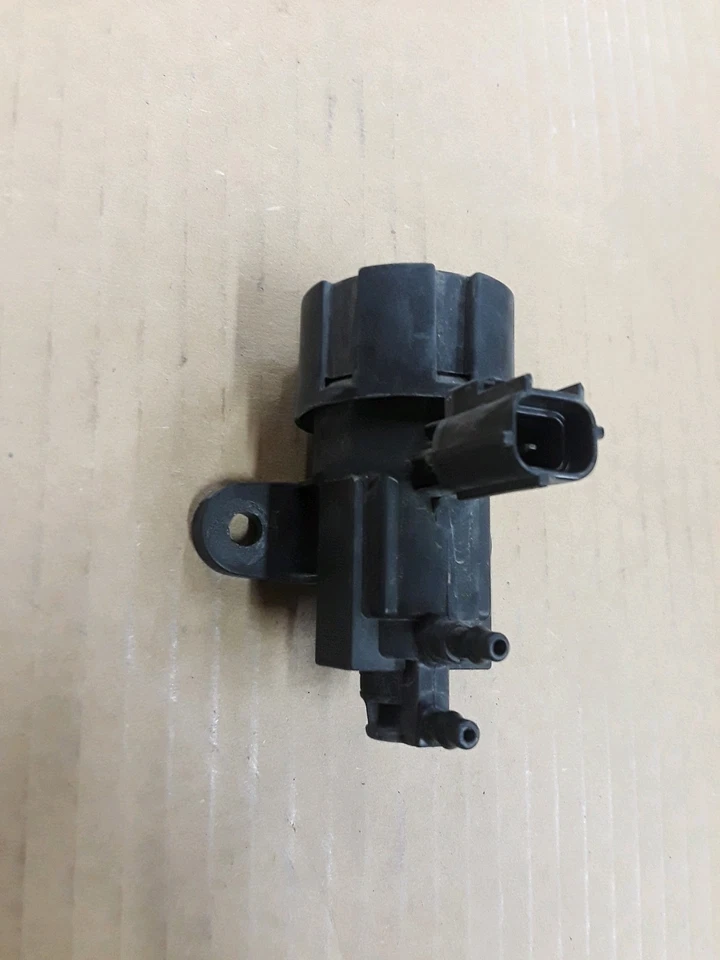 Ford Focus EGR 2003 regulador de vacío OEM K108 Foto 1 de 4