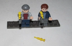 LEGO JURASSIC WORLD DOMINION - TWO GUARD MIN FIGURES FROM 76950 - Picture 1 of 4