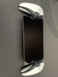 PS Portal Portal  with little use / Screen Protector And Carrying Case Included - Picture 1 of 4