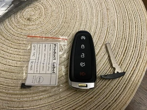 Llavero remoto inteligente para automóvil para Ford Ford C-Max Energi Escape Focus SE titanio - Imagen 1 de 2