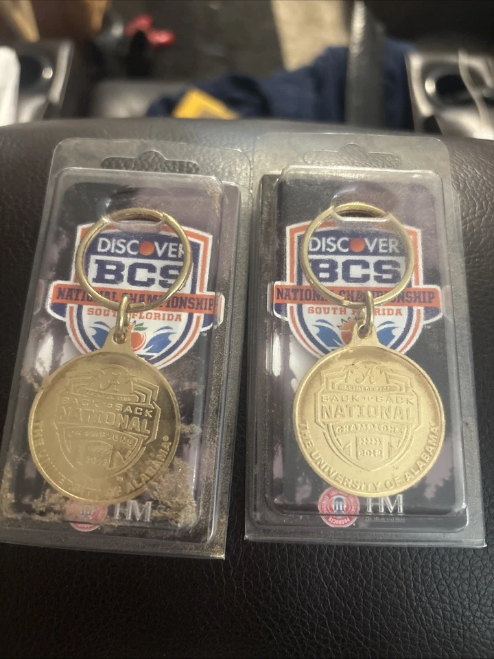 Alabama Crimson Tide Logo Shot Glass (1992)/Pin de solapa/Llavero BCS (2012) Foto 1 de 4