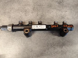 RAMPE INJECTION PEUGEOT 206 + PLUS 1.4 EHDI 70CV 9685297580 - Picture 1 of 3