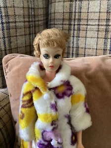 Vintage 1960s Uneeda Suzette Wendy 11" Barbie Clone Marked U - Bild 1 von 4