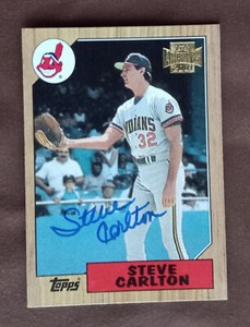 Steve Carlton - 2001 Topps Archives #396 - Autograph