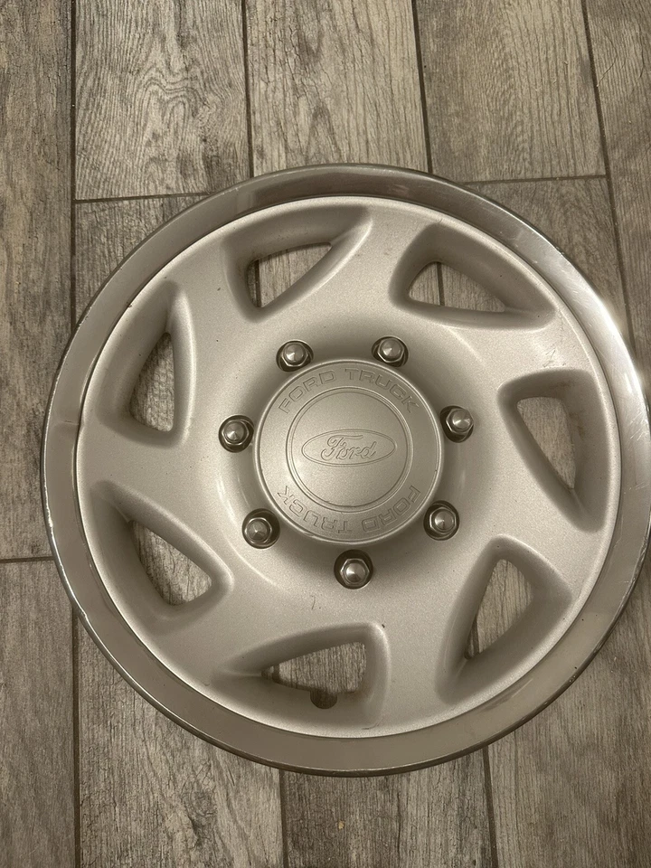 "Cubierta de rueda tapacubos 99-05 Ford F-250 F-350 Excursion 16"" F81A-1130-AA reparación F250" Foto 1 de 4