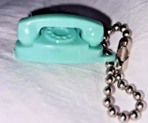 Portachiavi vintage BARBIE PRINCESS PHONE grande REGALO piccolo bellissimo classico blu ACQUA - Foto 1 di 4