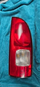 Cuarto de luz trasera del conductor montado en panel para 01-02 QUEST 194085 - Imagen 1 de 2