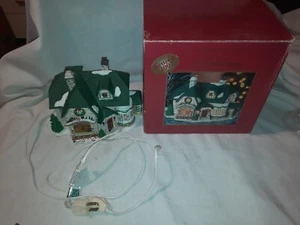 St Nicholas Square The Village Collection The Christmas Shop w/ Box Retired 2002 - Picture 1 of 12