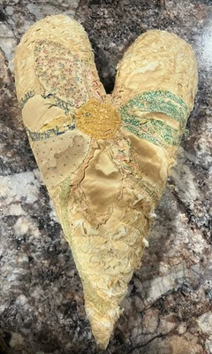 Primitive Style Stitched Quilt Heart Bowl Filler Decor - Image 1 of 4