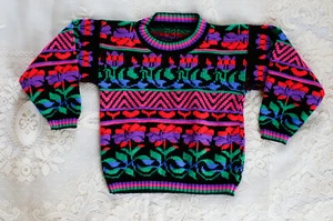 Amazing Kids Size 5 All Over Floral Graphic Sweater, Vintage 90s, Neon Colors - Picture 1 of 2