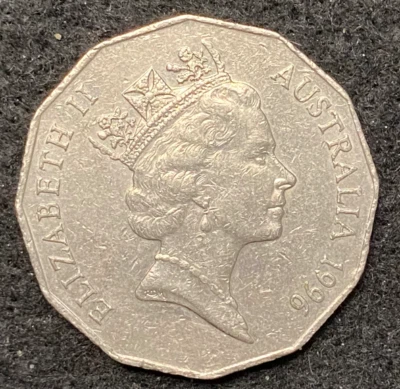 Moneda Mundial Circulada Australia 50 Céntimos Año Isabel II Aleatorio Foto 1 de 2