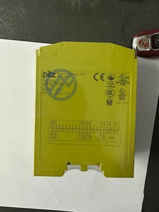 Relés de seguridad PILZ nuevos 773700 expedited express DHL - Imagen 1 de 4