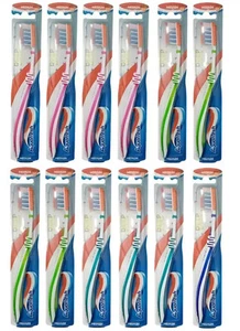 12x Spazzolino Aquafresh Deep Clean Medium – Setole Medie Colori Assortiti - Foto 1 di 1