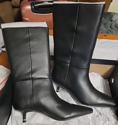 NUEVO en CAJA BOTAS Kenneth Cole para mujer talla 8M cuero negro tacón de gatito $199 Foto 1 de 3