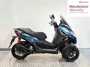 PIAGGIO MP3 300 SPORT - 2023 - 4200 miles - Picture 1 of 20
