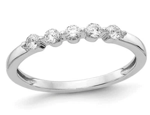 14K White Gold 1/4 Carat (ctw Color H-I, I2-I3) Diamond Wedding Band - Picture 1 of 4