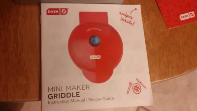 Mini plancha redonda eléctrica Dash para panqueques individuales, huevos-ORO-NUEVA EN CAJA Foto 1 de 4