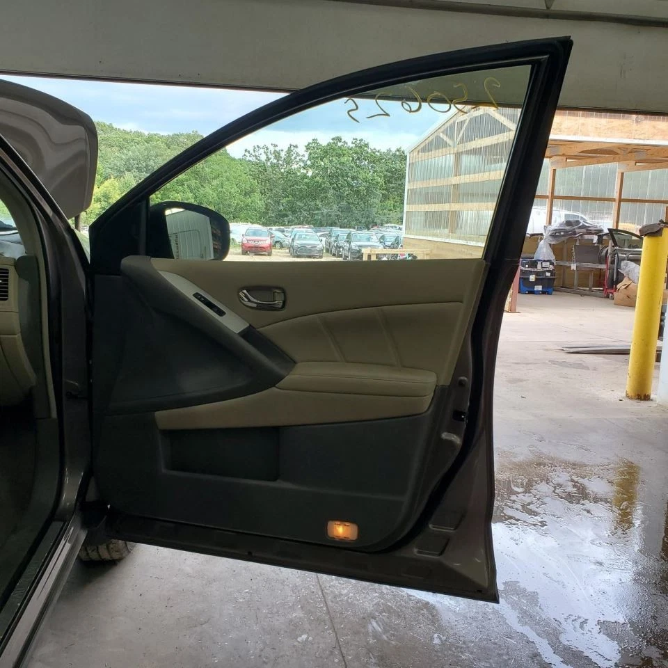 MURANO    2013 Passenger's Front Door Trim Panel 1123956 - Image 1 of 1