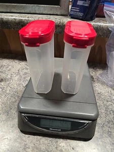2 Tupperware Red Lid Salt/Pepper/Spice Dry Rub Shakers Modular Mates 1846 - Picture 1 of 2