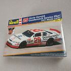 Revell 2001 Monte Carlo Goodwrench Harvick 85-2372 Model Kit 1:25 NEW Sealed