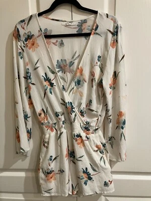 Mameluco Corto O’Neill Floral Blanco Talla Mediana - Nuevo Foto 1 de 3