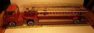 Vintage 1960s Tonka Fire Truck Aerial Hook & Ladder 30 In Long with side ladder - Picture 1 of 16