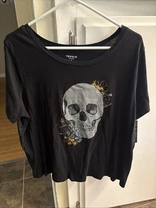 Camiseta Torrid Active para mujer 2X 18-20 negra calavera manga corta nueva con etiquetas - Imagen 1 de 7