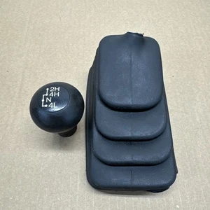1987–1996 Ford F150 F250 F350 Transfer Case Shifter Boot + 4WD Shift Knob OEM OB - Picture 1 of 9