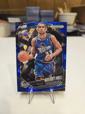Pistones Grant Hill Panini Prizm 2024-25 negro FOTL #287 Blue Ice #/125 Detroit Foto 1 de 2