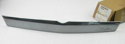 NUEVO OEM trasero cromado negro puerta levadiza apliques moldura carcasa 2013-2016 Cadillac SRX Foto 1 de 3