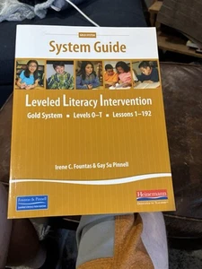 Fountas & Pinnell Leveled Literacy Intervention Gold Program System Guide - Picture 1 of 3