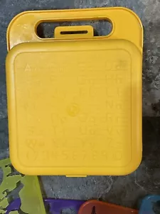 Estuche para lápices de almacenamiento Tupperware 1408-6 amarillo y 5 plantillas - Imagen 1 de 19