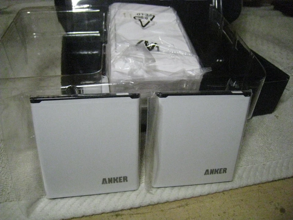 2X 2600mAh Li-ion Baterías y Cargador para Samsung Galaxy S IV 19500 SCH-1545 NUEVO Foto 1 de 4