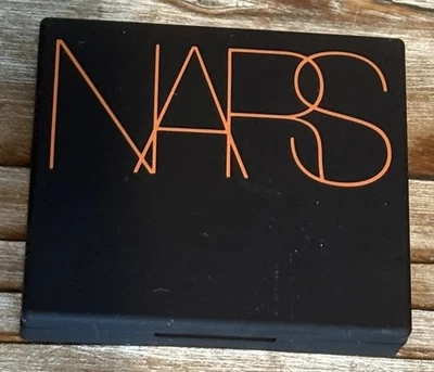 NARS LAGUNA Bronzing Pressed Powder LAGUNA, 0.08oz/2.5g Travel Size - Image 1 of 3
