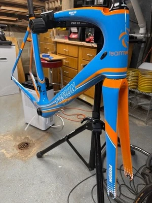 Cuadro de carretera Fusion Cycles Team cuerda de fibra de carbono - como Trek Cannondale Foto 1 de 4