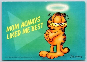 Garfield Mom Always Like Me Best Angel of the Family Humor Comic Postcard - Picture 1 of 2