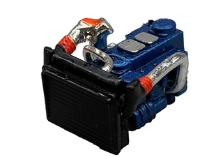 1/64 DCP PARTS BLUE PETERBILT 359/379/389 ENGINE - Picture 1 of 3