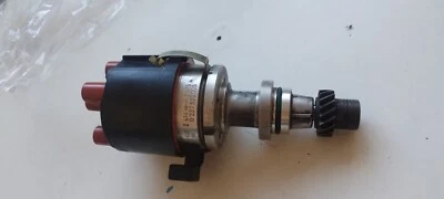 Distributore accensione Spinterogeno Bosch 0237520005 per VW GOLF III 1.8 SEAT - Immagine 1 di 4