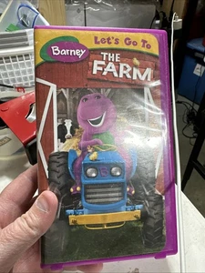 Barney - Lets Go to the Farm VHS Tape 2005 Purple Dinosaur Classic Kids Cartoon - Picture 1 of 3