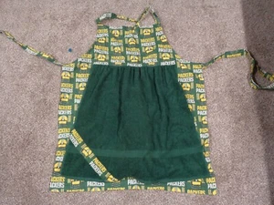 Greenbay Packers Apron, Packers NFL Football Team Apron, Apron with a SURPRISE - Picture 1 of 2