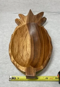 Ciotola in legno di ananas Trinket Kaimani Prosperity Ohan dalle Hawaii 10" intagliata a mano  - Foto 1 di 7