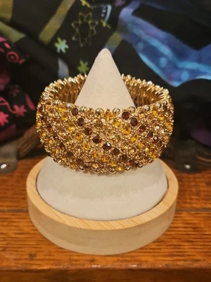 Pulsera de diamantes de imitación GLAM elástica color champán y cítricos bloqueada Foto 1 de 4